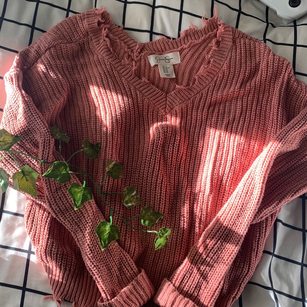 size xs pink sweater